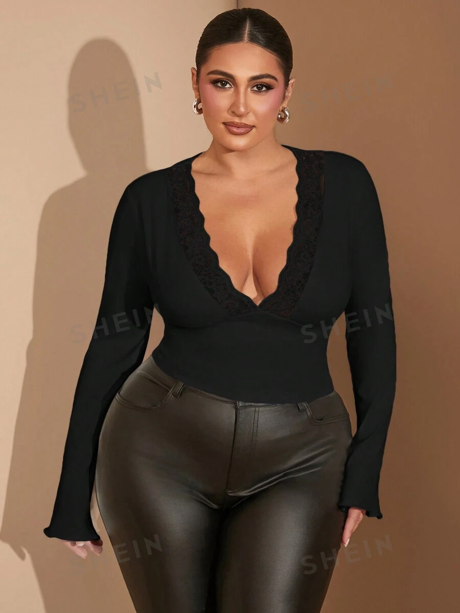 SHEIN BAE Blusa de manga larga con cuello en V y ribete de encaje en contraste para mujer talla grande, para exteriores, otoño/invierno