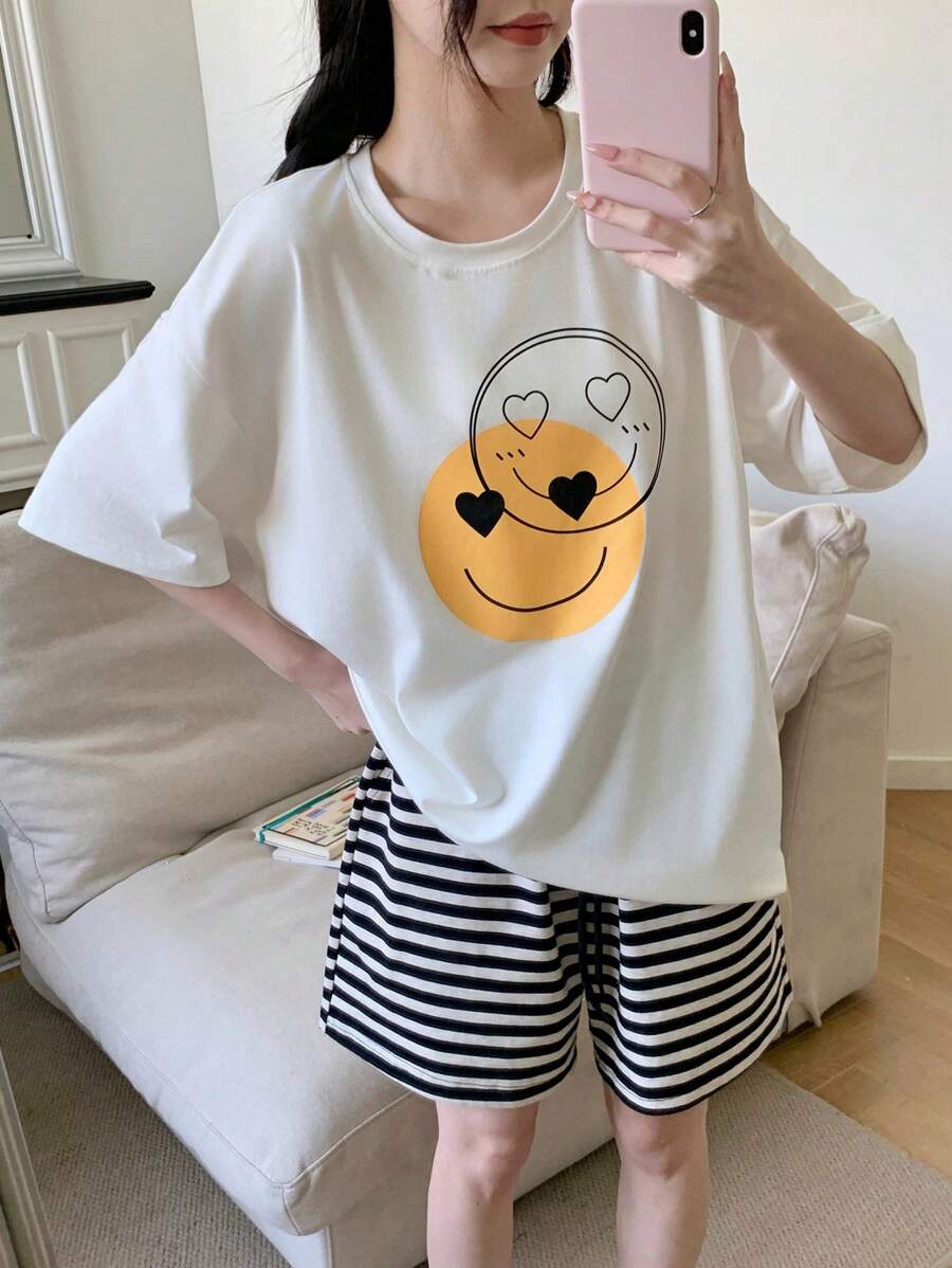 DAZY 2件套女士笑脸条纹宽松短裤和短袖睡衣套装睡衣 - 白色 - 查看 1