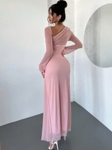 SHEIN Privé Vestido largo de manga larga asimétrico de hombro con malla color rosa pálido, vestido plisado extra largo, vestido rosa, vestido para el Día de San Valentín