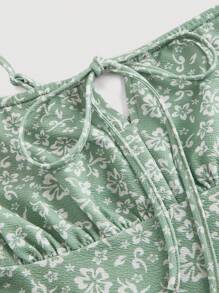 SHEIN MOD Plus Summer 碎花印花褶饰胸围吊带浅绿色迷你连衣裙
