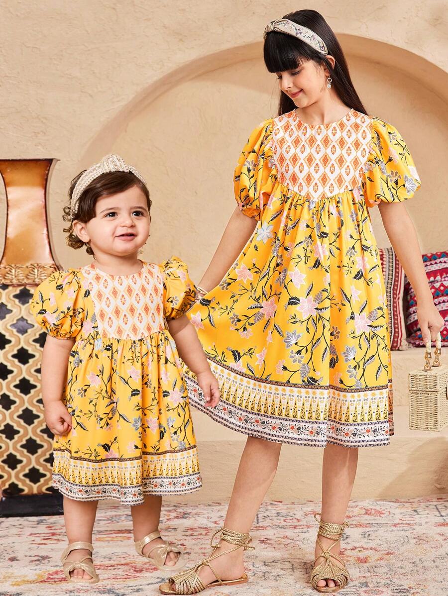 SHEIN Leap Crew Vestido de Verão com Estampa Floral para Meninas Bebê - Amarelo - Visão 1