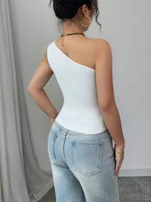 SHEIN Unity New Oblique Strap Camisole Top, Sexy Side Cut Out Sleeveless Short Knit Crop Top, Spring/Summer - White - View 2