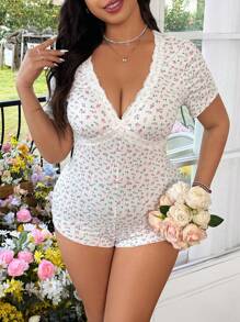 Flirla Plus Size Summer Sexy Contrast Lace V-Neck Heart Print Romper - Multicolor - View 3