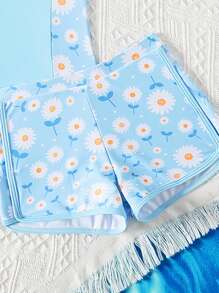 年轻女孩简约纯色拼接连体泳衣