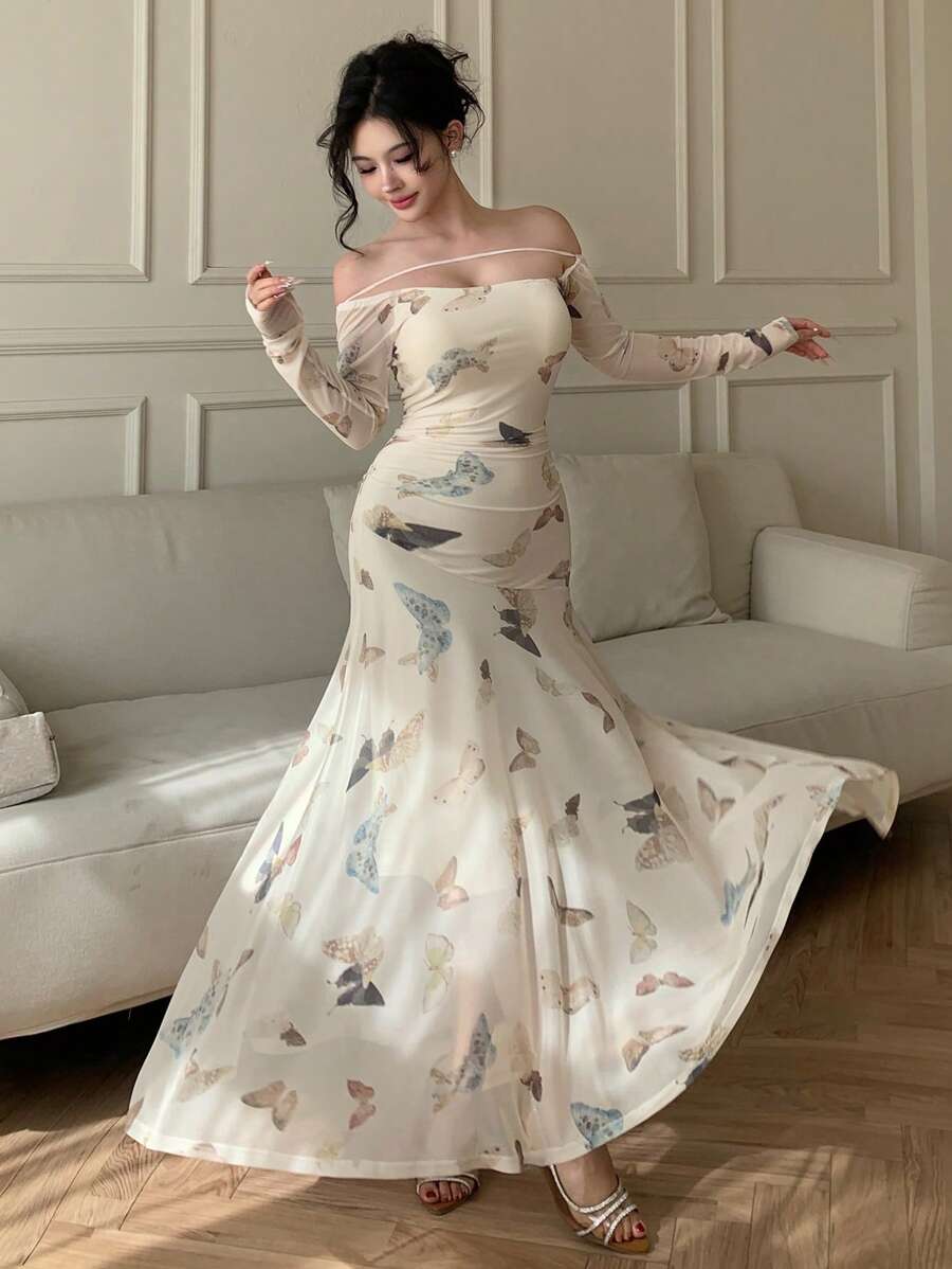 DAZY 女士蝴蝶印花A字中长连衣裙，前系带露肩设计，适合度假或秋季穿着，荷叶边花卉图案 - 杏色 - 查看 1