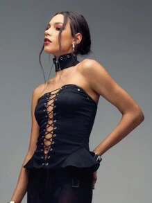 TypaGal Valentine 纯色系带拼接下摆抹胸上衣，配颈链