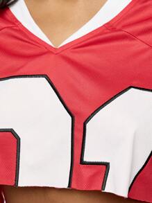 SUMWON WOMEN Jersey Athletic Varsity Style Cropped Football Top Sporty Team Number Long Sleeve Performance Casual Game Day Fall Winter Season Fashion