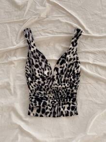 Soleia 休闲浪漫度假打结肩带褶饰修身豹纹背心 - 黑與白 - 查看 2