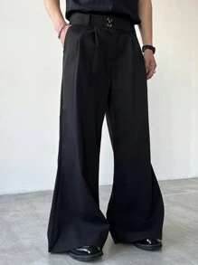 Claim Dot 男士休闲日常穿着，这款高级小众黑色复古宽松西装裤，腰部饰有双扣细节。适合音乐节和日常穿着，是送给男友或丈夫的绝佳礼物，完美诠释了Y2K风格。男士简约风格西装裤，正面纽扣口袋，休闲日常穿着，黑色阔腿裤。 - 黑色 - 查看 1