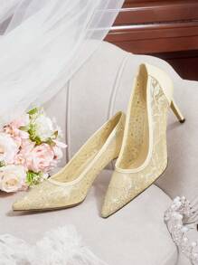 CUCCOO HITCHD 女士水钻蕾丝尖头细高跟中跟优雅闪亮淑女高跟鞋，香槟色/黄色蕾丝网眼婚礼新娘高跟鞋，适合婚礼、派对、约会之夜、优雅装扮 - 杏色 - 查看 4
