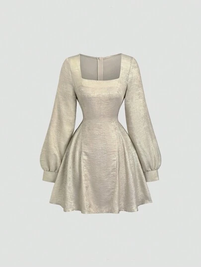 Sweetra 女士纯色方领长袖简约短裙