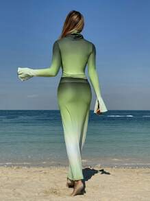 Swim Shayni Conjunto informal de tankini para mujer con top de manga larga, pantalón y falda como cubreadam para usar en verano y vacaciones en la playa, con cuello alto y efecto ombré