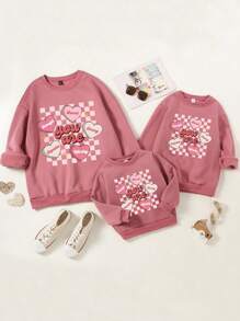 SHEIN 1pc Tween Girl Checkered Heart Graphic Fleece Crew Neck Sweatshirt, Fashion Autumn/Winter Design, Mommy And Me Matching Outfits (3 Pieces Sold Separately) - Hot Pink - View 3