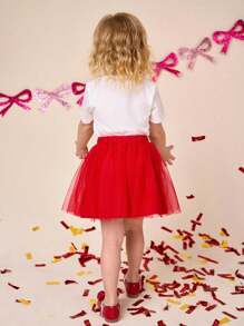 SHEIN 2件套少女情人节/开学100天纪念图案T恤和网纱泡泡裙，2025夏季时尚，可爱甜美 - 紅色 - 查看 2