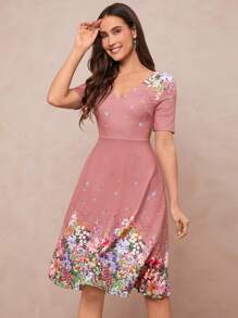 SHEIN Clasi Women's Floral Print V-Neck Dress With Defined Waist,Pastel Dresses For Women