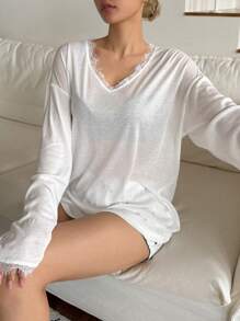 DAZY 女士柔软蕾丝拼布 V 领长袖睡衣上衣 - 白色 - 查看 5