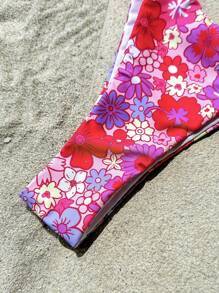 SHEIN VCAY 女士花卉印花抹胸比基尼上衣和下装 2 件套泳衣套装，适合夏季海滩度假、春夏、女士夏季服装、女士度假服装、女士海滩服装、女士春季服装、女士音乐会服装、波西米亚风、狂欢节服装、女士节日服装、春假、海滩度假服装、泳衣、聚拢比基尼 - 粉色 - 查看 3