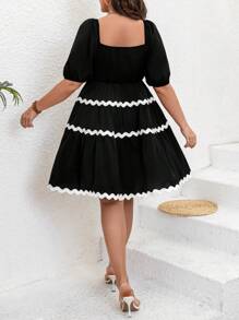 SHEIN Clasi 大码拼色荷叶边下摆 A 字形灯笼袖连衣裙