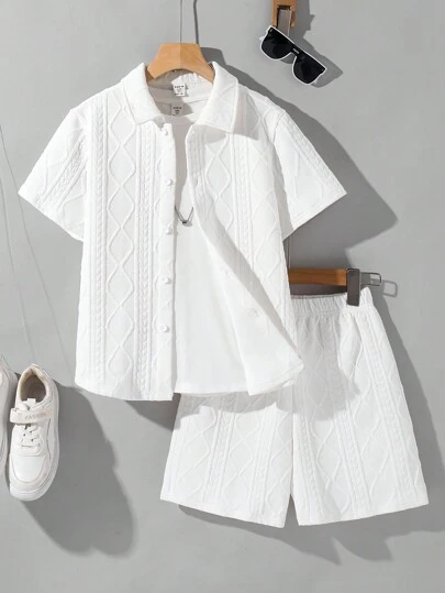 SHEIN 2 件套青少年男孩休闲百搭舒适 Polo 领前开宽松短袖上衣和短裤两件套服装，适合春、夏、秋、冬各季节上学、花园、海滩、生日