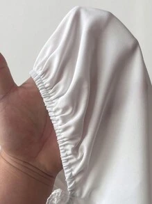 Sunnyshic Blusa de estilo francés para mujer de talla grande con cuello cuadrado, encaje de contraste, mangas abullonadas, ajustable con nudo en la cintura