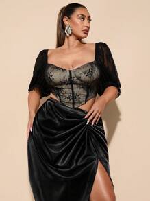 SHEIN BAE Blouse noire romantique et élégante à manches bouffantes et dentelle pour femmes grandes tailles, convient pour les rendez-vous, les déplacements, la Saint-Valentin, les bureaux, le carnaval, la plage, les vacances, la rentrée, le printemps/été, Y2K, les concerts, les raves pour grandes tailles - Noir - Voir 1