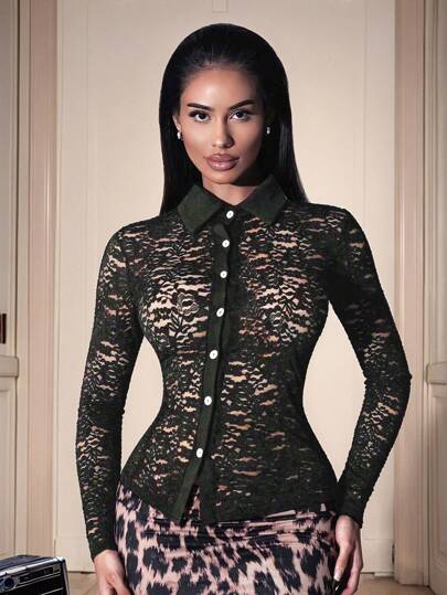 Zolique ملابس علوية نسائي موسومة بشفافية الدانتيل في شكل وردة ، أنثوي ، يمتاز بكتفه المختلف الجانب ومزودة بياقة تشونغسام، مُلائم للهيكل اللوني الأحادي