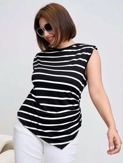 SHEIN Clasi Plus Size Minimalist Fashion Casual Tank Top For Everyday Wear