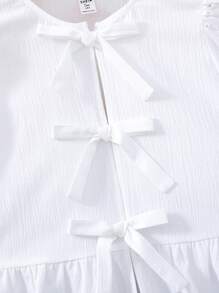 SHEIN Teen Girls' White Woven Butterfly Decor Ruffle Hem Embroidery Floral Pattern Vacation Casual Cute Blouse Top