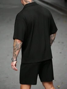 Manfinity RSRT Men's Casual Daily Wear For Beach Vacations, Featuring A Classic Black Loose-Fit Casual Shirt Set With Short Sleeves And A Gun Collar, Made From Vertical Striped Pleated Textured Jacquard Fabric. This Outfit Is Perfect For Hawaiian Beach Vacations, Music Festivals, And Everyday Wear. It Makes A Great Gift For Boyfriends Or Husbands, Designed With A Stylish Loose Drop-Shoulder Fit. Men's Solid Color Short Sleeve Polo Shirt And Shorts Set Men Clothes Outfits For Men Men Shirt Co-Ord ,Men Shorts Set ,Men Two Pieces Outfits - Black - View 4