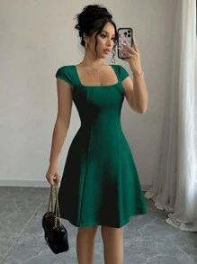 Elenzga Nuevo vestido línea A de mujer con cuello cuadrado y mangas abullonadas, unicolor de alta elasticidad, estilo elegante y sofisticado, ajuste ceñido, cintura entallada, ideal para uso diario/casual en otoño/invierno