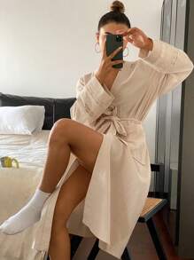 Livesso 简约蕾丝拼接下摆长款系带睡袍，家居服，舒适保暖，秋冬款