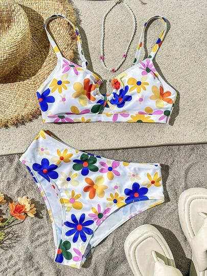 SHEIN VCAY Women Flower Print Holiday Beach Bikini Swimwear Set, For Summer Vacation,Spring&Summer,Summer Outfits For Women,Vacation Outfits Woman,Beach Outfits For Woman,Spring Outfits For Women,Concert Outfit Women,Boho,Rave Outfits Festival,Festival Outfits For Women,Spring Break,Beach Vacation Outfits,Bathing Suit,Push Up Bikini