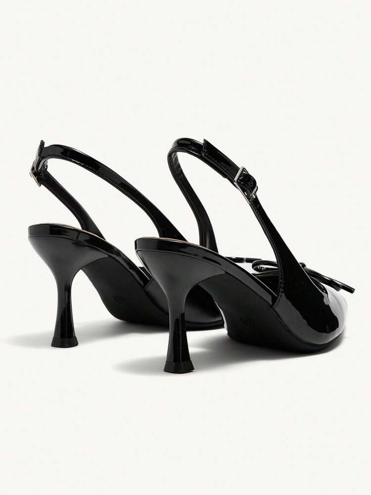 CUCCOO CHICEST Sapatos de Salto Gatinho Elegantes com Bico , Perfurados e Laço Preto de Couro Envernizado, Fashionable para Ir e Vir, Trabalho, Festa, Encontros, Calçados da Primavera, Primavera Break, Páscoa, Formatura