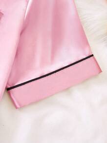 少女睡衣三件套 - 浅粉色泡泡纱短裤、长裤和短袖衬衫