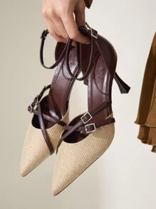 CUCCOO CHICEST Tacones altos tipo stiletto de 8 cm de mujer con puntera puntiaguda, material tejido y correa cruzada en color marrón - Marrón - Ver 1