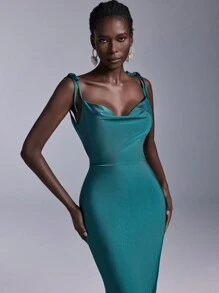 Elitara Elegant Green Glossy Knitted Sling, Shoulder Straps, Bow, Large Backless Swing Collar, Diamond Chain Decoration, Fishtail Style, Suitable For Dates, Vacations, Weddings, Events, Bridesmaid Dresses