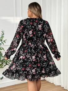 SHEIN CURVE+ Plus Size Women's Printed Ruffled Sleeve Pleated Dress Boho Vacation