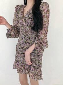 DAZY 女士V领优雅碎花长袖短款连衣裙，荷叶边，秋季度假装扮 - 紫色 - 查看 6