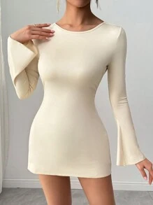 Calvaya Vestido midi elegante con escote trasero romántico y sexy de mangas acampanadas, adecuado para fiesta y citas