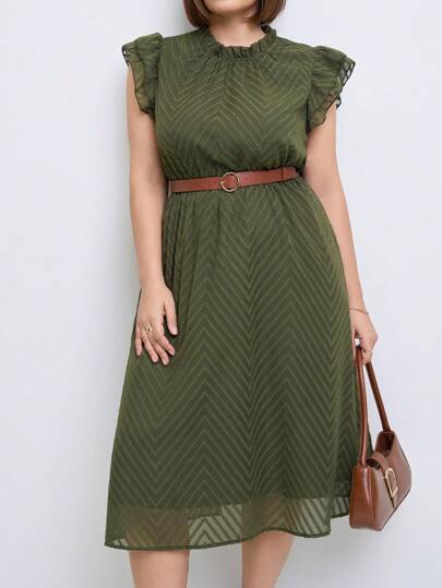 SHEIN Clasi Vestido de manga corta con escote redondo y volantes para mujer talla grande