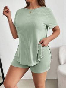 SHEIN Essnce 2 Pieces Plus Size Solid Color Crew Neck Short Sleeve Top And Shorts Set