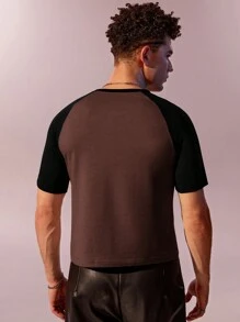 Manfinity Hypemode Men's Pentagram Printed Casual Crew Neck Short Sleeve T-Shirt