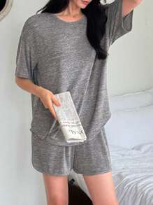 DAZY Set de 2 piezas de camiseta de manga corta y pantalones cortos casuales para mujer para uso informal, primavera/verano