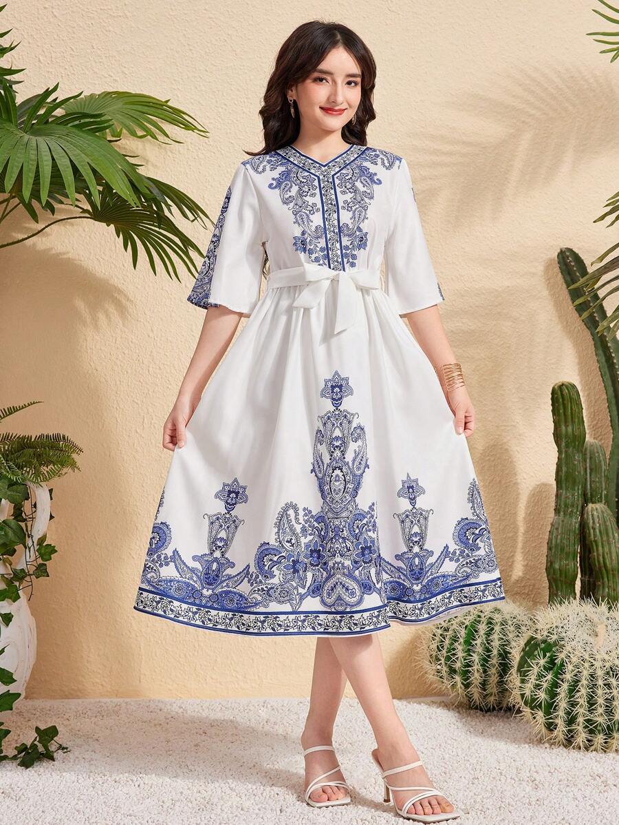 少女优雅复古印花连衣裙，V 领，喇叭袖，收腰，荷叶边下摆中长连衣裙 - 白色 - 查看 1