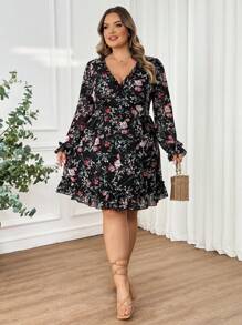 SHEIN CURVE+ Plus Size Women's Printed Ruffled Sleeve Pleated Dress Boho Vacation