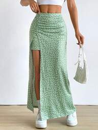 SHEIN EZwear Falda casual de línea A con abertura y estampado floral diminuto, para vacaciones