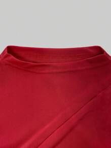 SHEIN EZwear Fashionable Sexy Solid Color Red Hollow-Out Stand Collar Cropped Cami Top