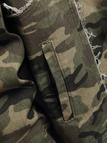 Manfinity EMRG Men's Casual Camouflage Print Fringed Denim Jacket