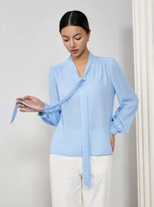 EastFlair Blusa casual de manga larga con detalles plisados y decoración de perlas falsas de unicolor para mujer