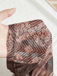 SHEIN VCAY Plus Size Retro Patchwork Print Flared Sleeve Dress - Multicolor - View 3